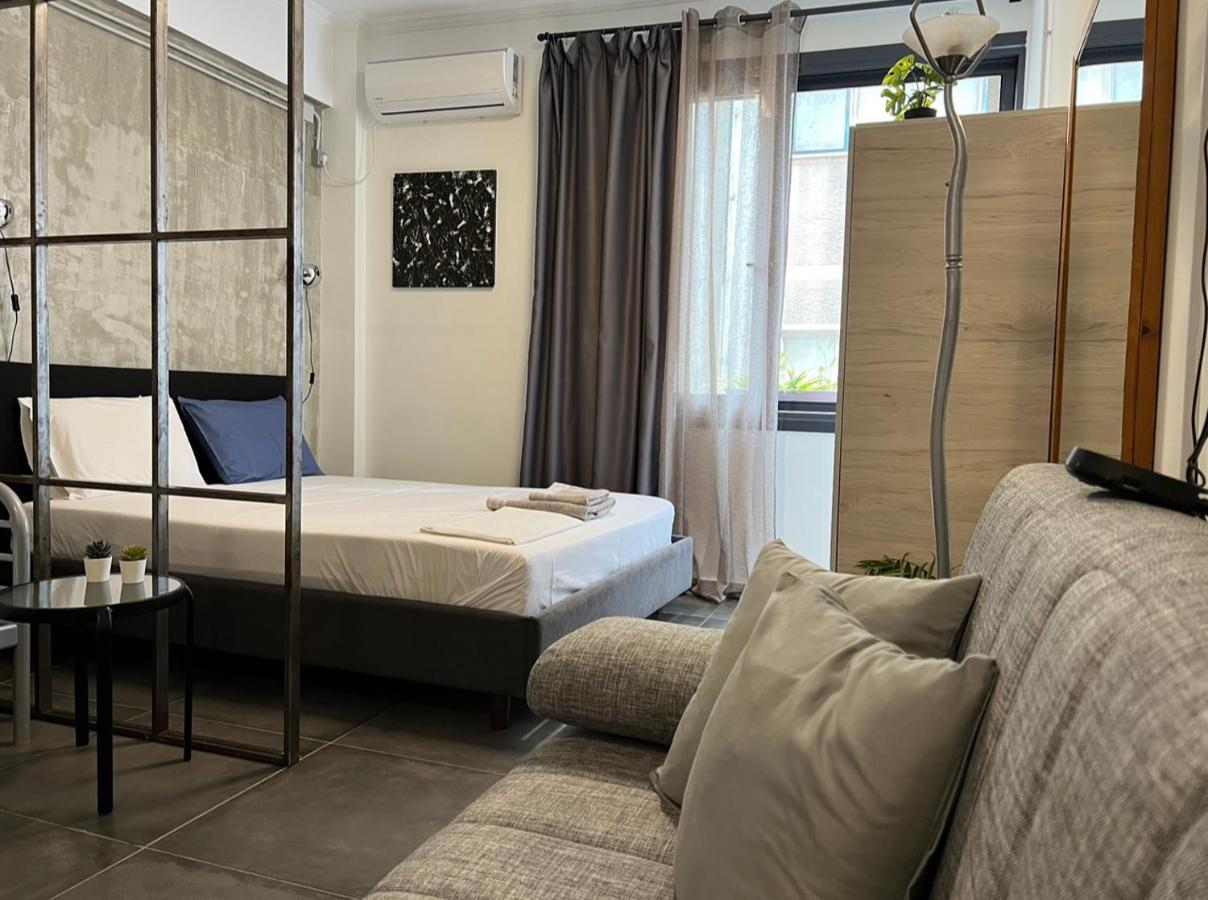 Virginia's Boutique Rooms Athènes Extérieur photo