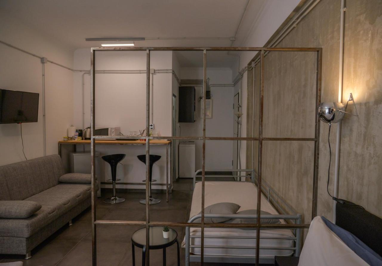 Virginia's Boutique Rooms Athènes Extérieur photo