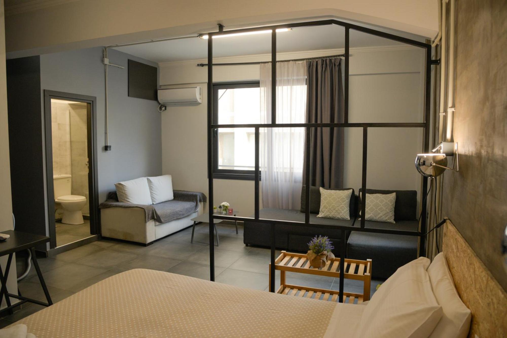 Virginia's Boutique Rooms Athènes Extérieur photo